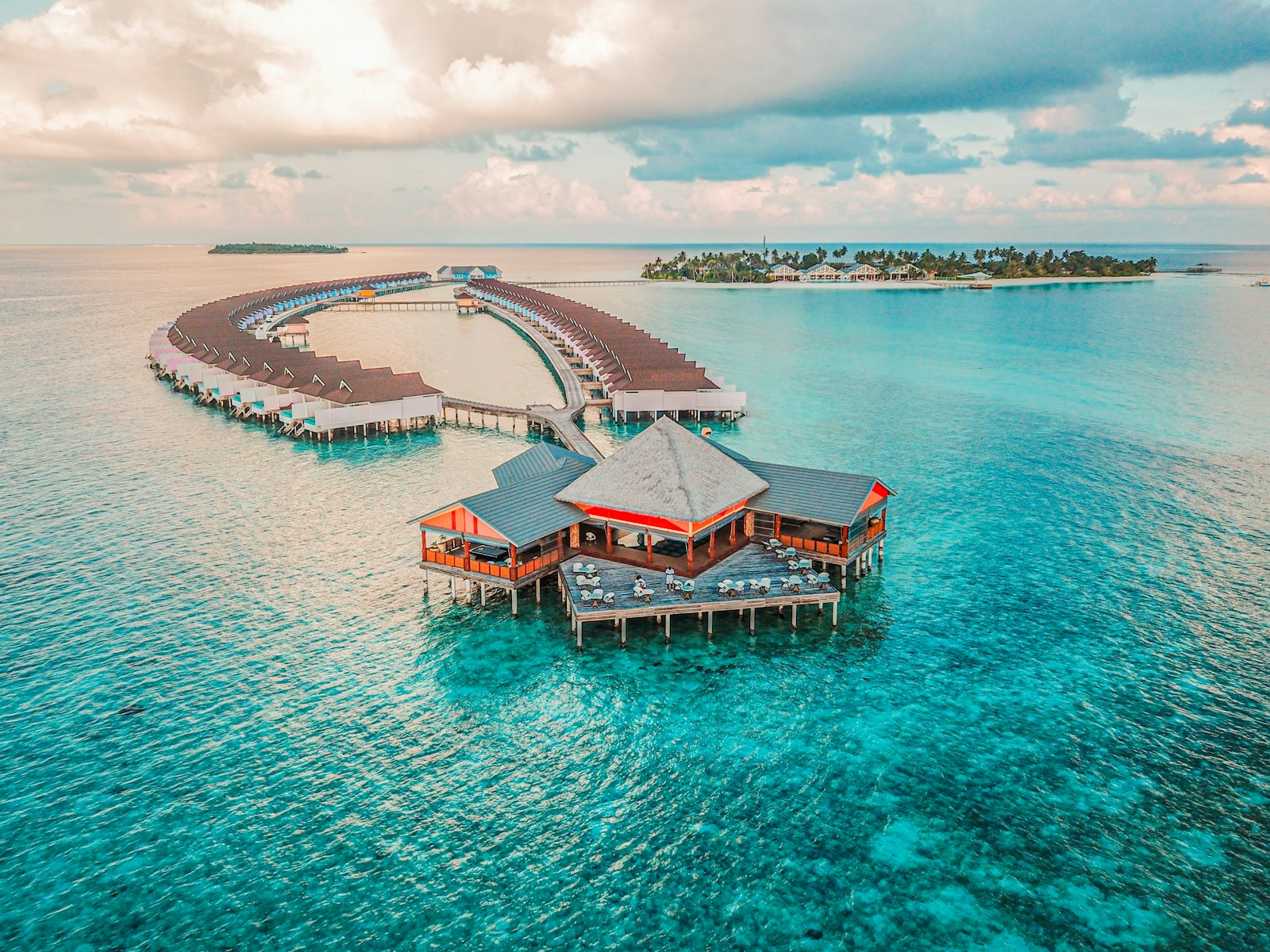 Ungoofaaru honeymoon hideaway